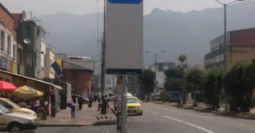 PARADERO SITP AVENIDA CALLE 63  015A00